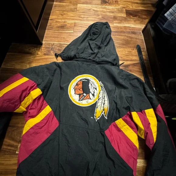 STARTER Black and Red Jacket - Picture 2 of 4